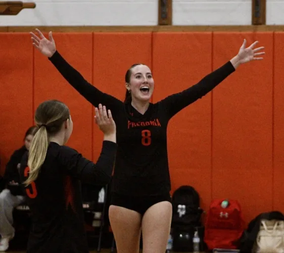 Fredonia dominates Salamanca in B2 quarters